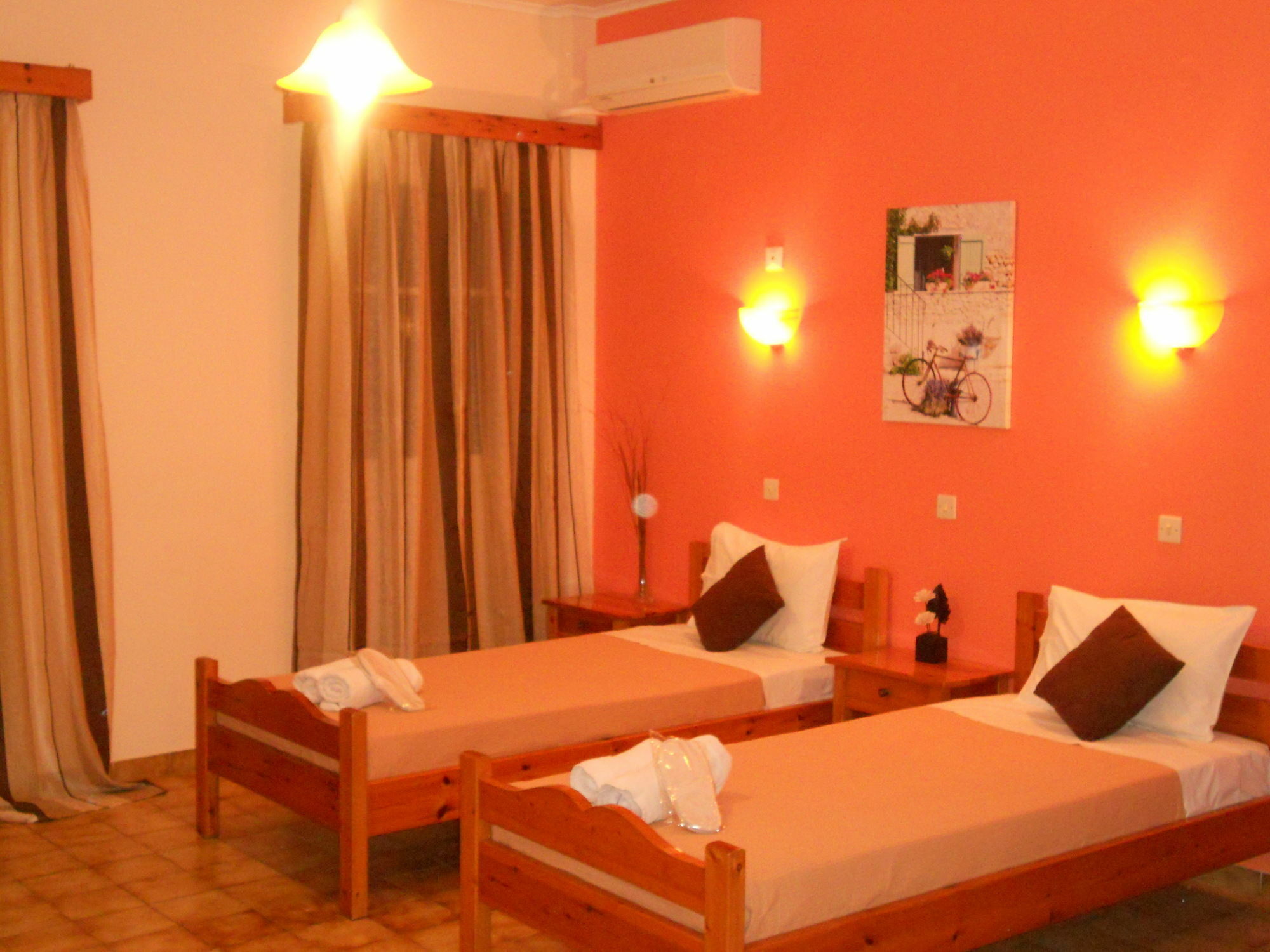 Elli Marina Studios And Apartments เวนิทเซส ภายนอก รูปภาพ